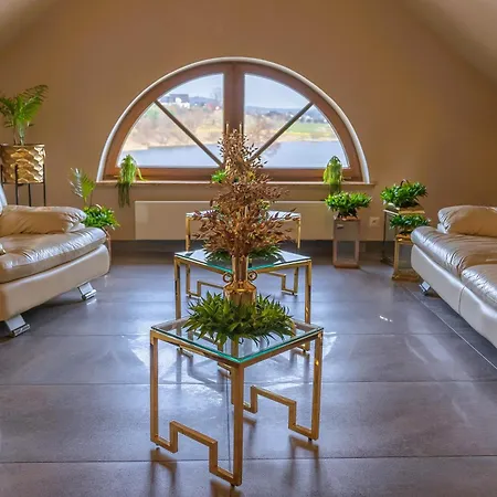 Zlota Jesien Restauracja I Nad Jeziorem 4*