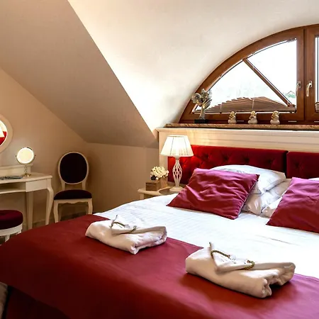 Zlota Jesien Restauracja I Nad Jeziorem Bed & Breakfast