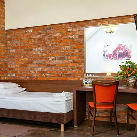 Zlota Jesien Restauracja I Nad Jeziorem Bed & Breakfast 3*