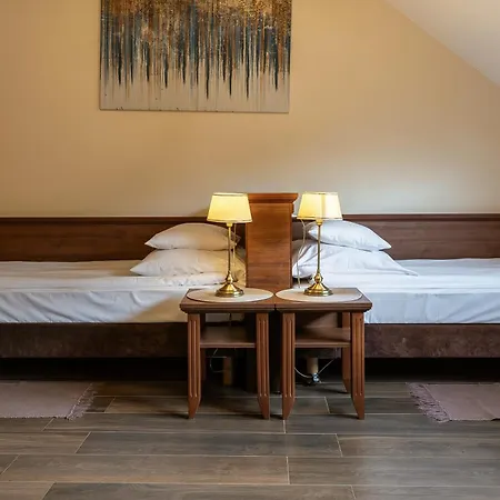 Zlota Jesien Restauracja I Nad Jeziorem Kartuzy