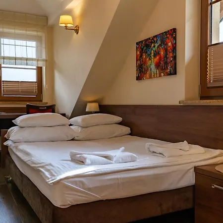 Zlota Jesien Restauracja I Nad Jeziorem Bed & Breakfast