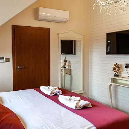 Zlota Jesien Restauracja I Nad Jeziorem