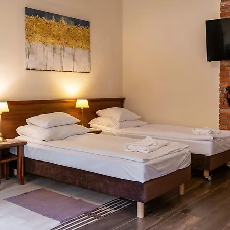 Bed & Breakfast Zlota Jesien Restauracja I Nad Jeziorem Kartuzy