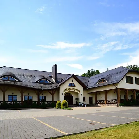 فندق مبيت وإفطار Zlota Jesien Restauracja I Nad Jeziorem كارتوزي