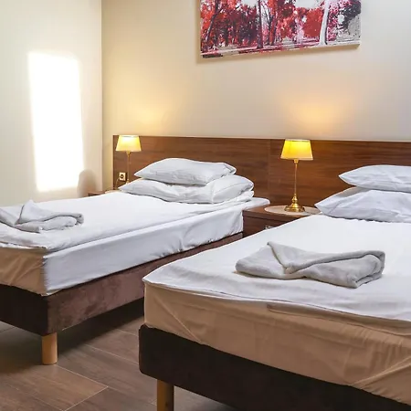 Zlota Jesien Restauracja I Nad Jeziorem