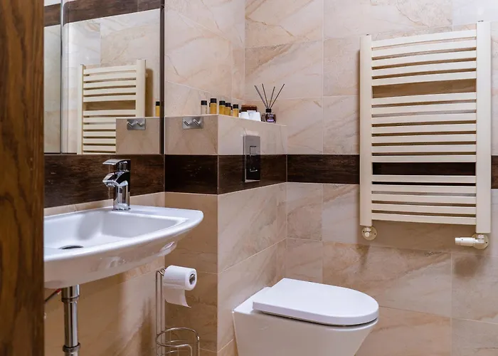 Złota Jesień 4* Kartuzy